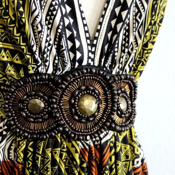 ECI GEOMETRIC DESIGN MAXI DRESS V NECK BEADED SIZE 8 YELLOW PINK ORANGE & BLACK - Picture 6 of 11